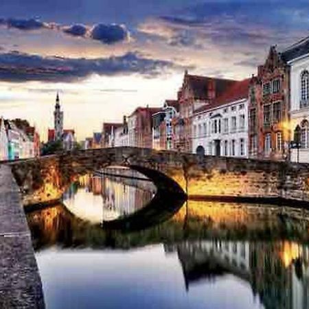 Groot Appartement Nabij Brugge Met Eigen Badkamer! 담 외부 사진
